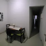 Apartamento Tranquilo No 9º Andar Com Vaga De Garagem Privativa