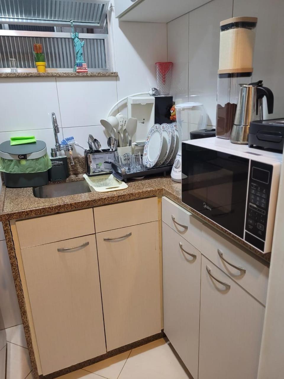 Apartamento Tranquilo No 9º Andar Com Vaga De Garagem Privativa